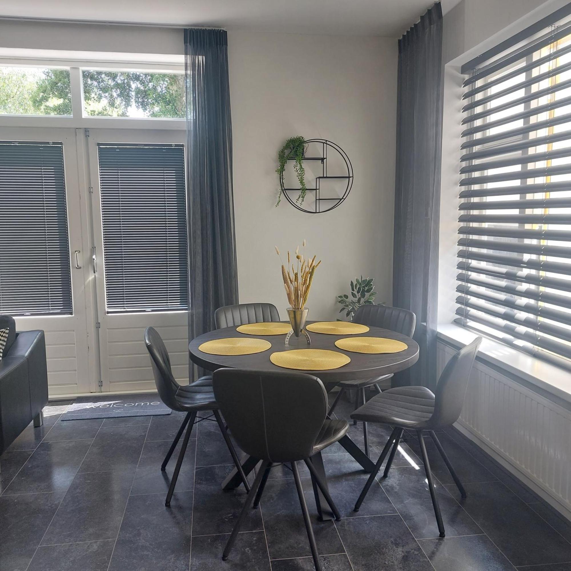 Hof Christina Vakantiewoningen Вровенполдер Екстериор снимка